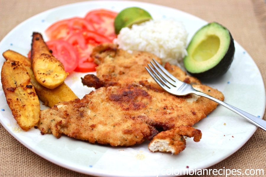 Chuleta de Pollo (Colombian-Style Breaded Chicken Breast) - My Colombian  Recipes