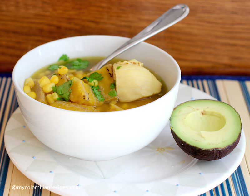 Sopa de Pollo y Plátano Verde (Chicken and Green Plantain Soup)