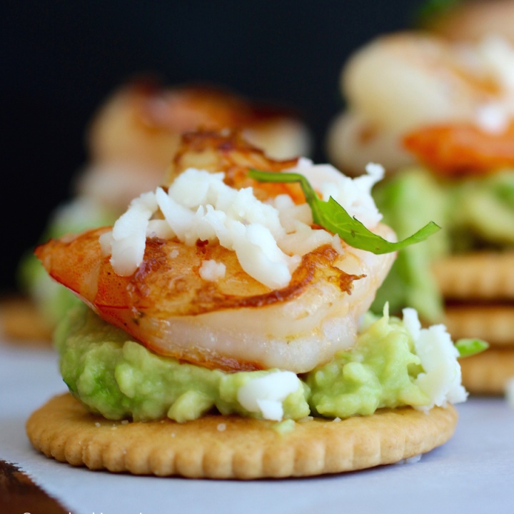 Avocado and Garlic Shrimp Bites - My Colombian Recipes