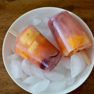 Paletas de Salpicon de Frutas